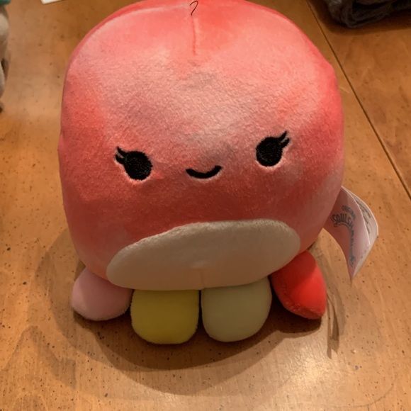 Kelly toys original squishmellows water crew, like new, in box, smoke free home - Picture 6 of 15